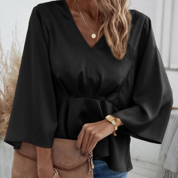V neck Kimono Sleeve Oversized Blouse - Picture 4 of 15